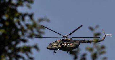 "Вооружены и готовы к бою": Польша перебросила ударные вертолеты к границе с Беларусью