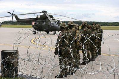 Вагнеровцы в Беларуси - Польша перебросила боевые вертолеты к границе с Беларусью