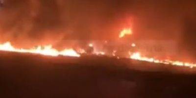 Появилось видео с горящими Ил-76 на аэродроме в Пскове после атаки БПЛА