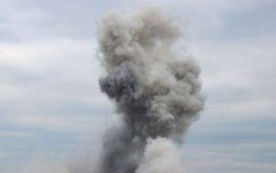 Обломки ракет упали в двух районах Киева