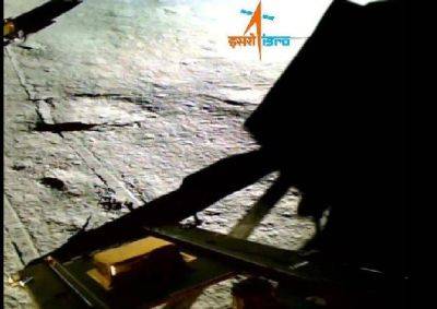 Индийский луноход нашел серу и другие химические элементы на Луне - unn.com.ua - Украина - Киев - Индия