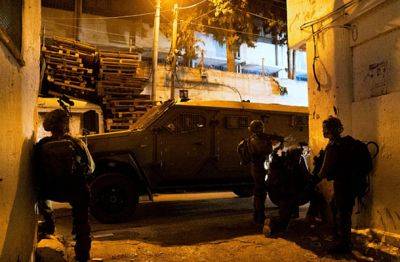 Шхем: палестинцы взорвали бомбу при приближении спецназа ЦАХАЛ