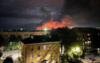 Атака украинских беспилотников на аэродром в российском Пскове: первые спутниковые снимки последствий