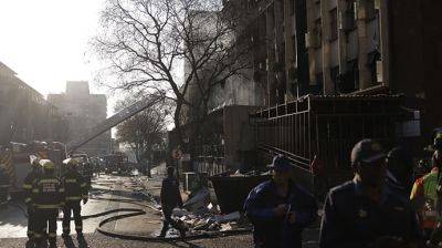 В пожаре в центре Йоханнесбурга погибло 73 человека: Зеленский выразил соболезнования
