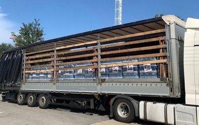 Сербия передала Украине 14 грузовиков гумпомощи