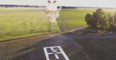 Атаковали аэродром в Курске: появились кадры тестирования картонных дронов (видео)