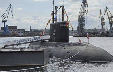 Морские дроны атаковали военную базу РФ в Новороссийске