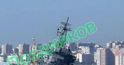 "Оленегорский горняк" вдруг "устал"? РосСМИ заявили, что Украина атаковала морскими дронами Новороссийск, поврежден корабль (ФОТО, ВИДЕО)