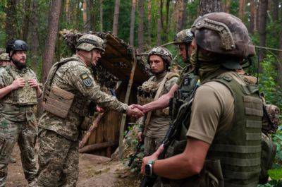 Российским ДРГ дают отпор на севере Украины - фото вручения наград пограничникам