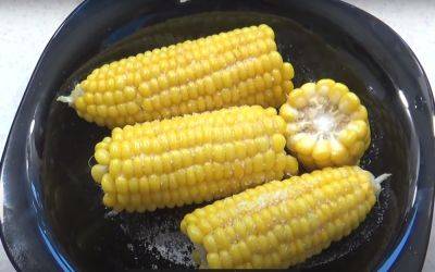 Три самых вкусных способа отварить молодую кукурузу: выберите свой