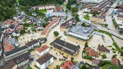Проливные дожди, наводнения, оползни: аномальная погода в Европе