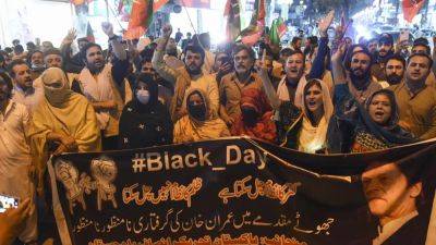 Протесты в Пакистане в поддержку осуждённого экс-премьера