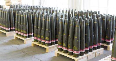 По стандартам НАТО: Украина наладит выпуск 155-мм снарядов до конца года, — Камышин