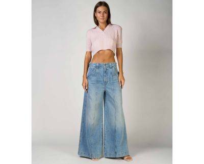 Вечный тренд: джинсы и одежда из денима