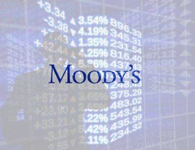 Moody's понизило рейтинги десяти американских банков