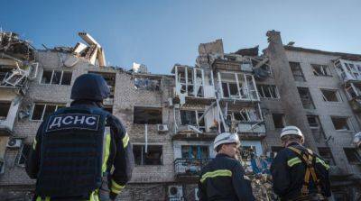 Стало известно, сколько украинских спасателей погибли от обстрелов рф