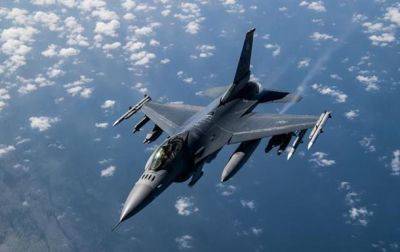 Байден одобрил учения украинцев на F-16
