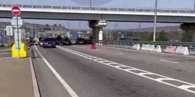 В оккупированном Крыму слышны взрывы: перекрыт Крымский мост, Севастопольская бухта в дыму