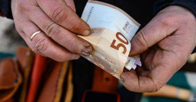 Штраф и возврат выплат: что грозит беженцам в ЕС, которые получают доходы в Украине