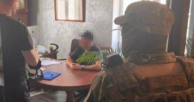 В Кропивницком СБУ поймала на взятке в $92 тыс. депутата, возглавлявшего группу рэкетиров