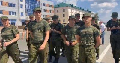 "Готовят умирать на войне": детей из Донецкой области вывезли на военные сборы в РФ (видео)