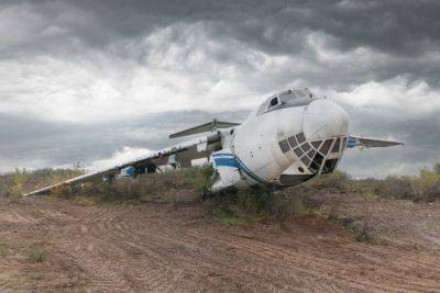 ГУР ВСУ: удар по военному аэродрому в Пскове был нанесен с территории России
