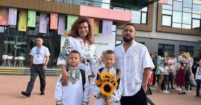 Монатик, Мишина и Педан: украинские звезды отправили детей в школу 1 сентября 2023 (фото)