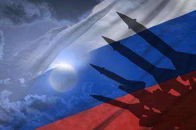 ГУР: российская промышленность массово переключилась на производство оружия