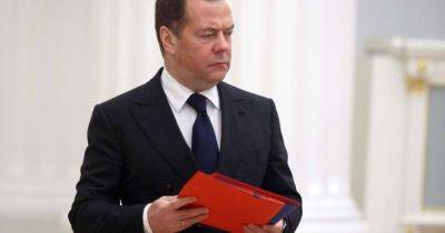 Перед годовщиной теракта в США Медведев рассыпался очередными угрозами