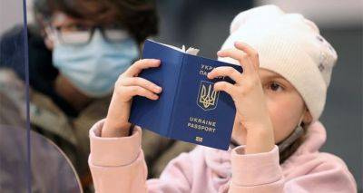 Чехия хочет продлить статус временной защиты украинских беженцев до 2025 года