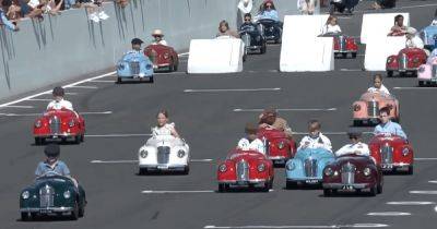 Детские 24 часа Ле-Мана: в Британии проводят необычные гонки на миниатюрных авто (видео)