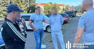 Пограничник возил уклонистов в Словакию за $10 тыс. с человека, - ГБР