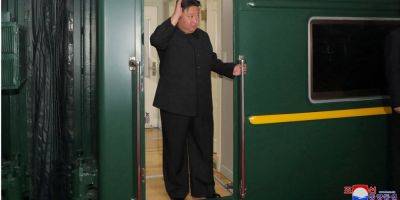 Ким Чен Ын приехал в Россию на своем бронепоезде — видео
