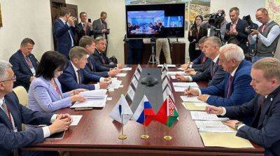 Логистика, поставки товаров, промкооперация: Крутой провел переговоры с главами восточных регионов РФ