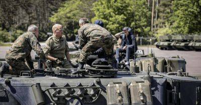 Танки, БМП и зенитное оружие: Дания передаст самую большую за время войны помощь Украине