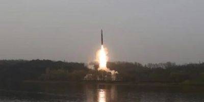 КНДР запустила две баллистические ракеты на фоне визита Ким Чен Ына в Россию