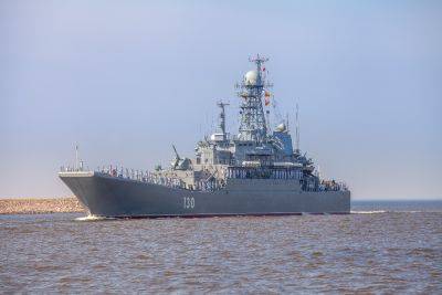 Удар по Севастополю: повреждены десантный корабль и подводная лодка, 2 убитых