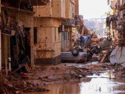 Количество погибших от наводнений в Ливии возросло до 5000 человек
