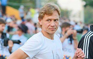 Главный тренер сборной России по футболу призвал спортсменов уезжать из страны