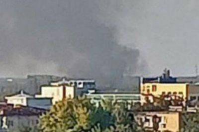 На прифронтовій околиці Донецька сильні пожежі