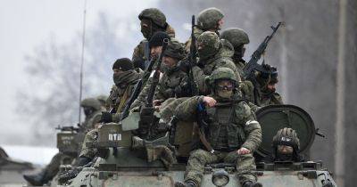 Россияне укрепляют "третью линию" обороны в Запорожской области, — мэр Федоров