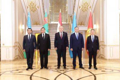 С.Бердымухамедов прибыл в Душанбе на саммиты глав государств ЦА. Подготовку к ним обсудили главы МИД региона