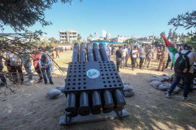 Таможня перехватила 16 тонн материала для производства ракет в Газе
