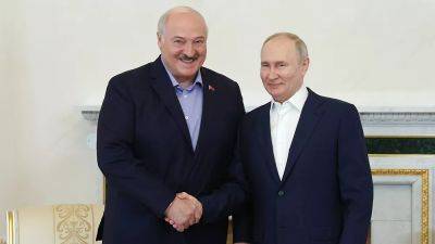 Европарламент считает Лукашенко военным преступником