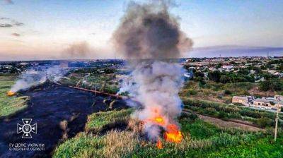 В Одессе на полях орошения тушили масштабный пожар