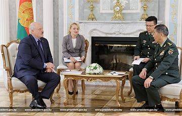 Министр обороны Китая пропал после встречи с Лукашенко