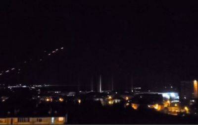 У Криму вночі лунають вибухи - real-vin.com - Украина - місто Сімферополь