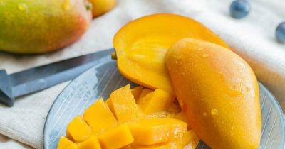 Как почистить манго? Зачем украинцам знать и любить тропического "короля фруктов"