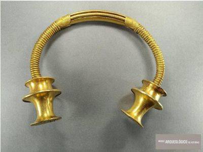 В Испании нашли золотые бусы, которым 2500 лет