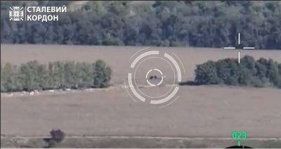 Вражеский грузовик уничтожили на Харьковщине пограничники (видео)